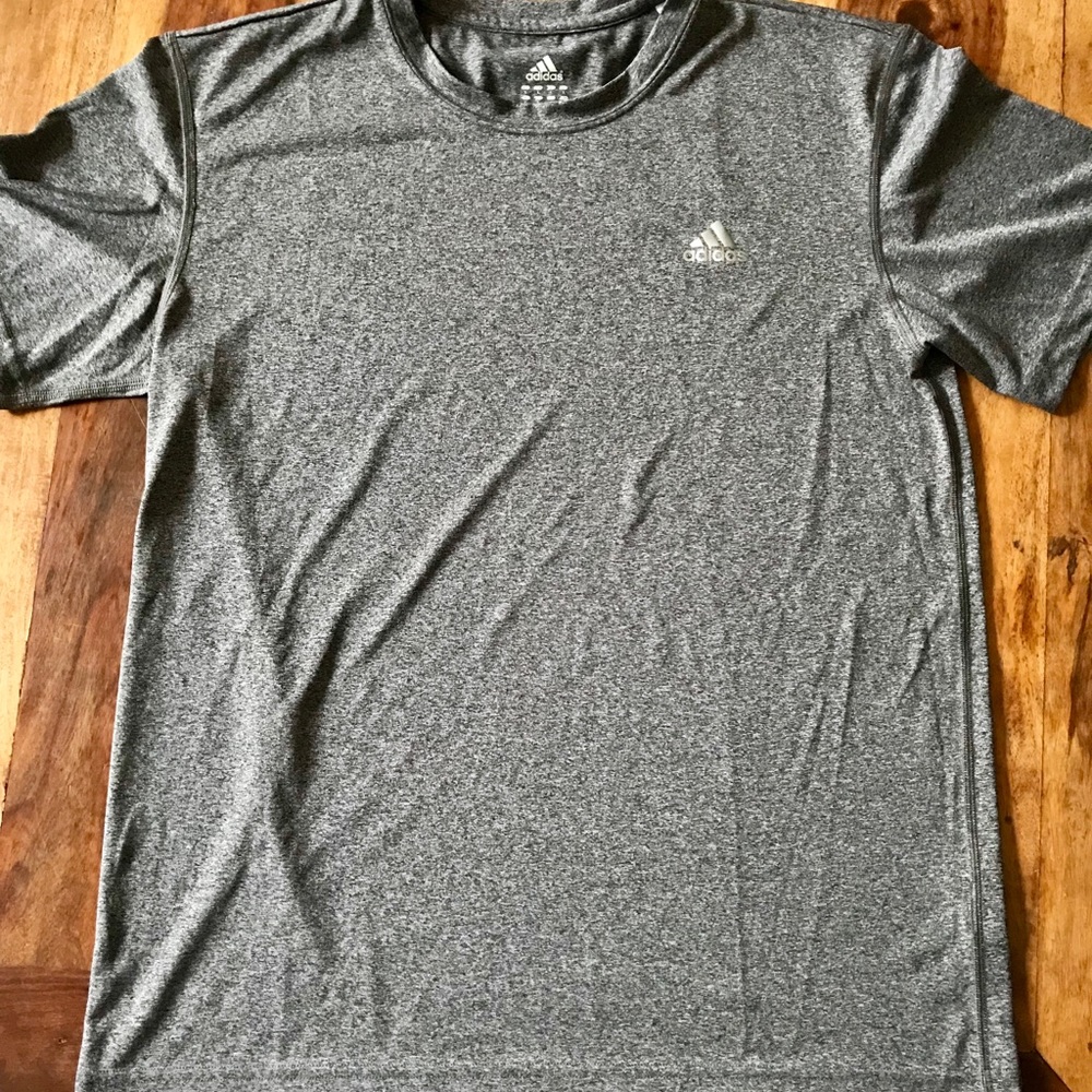 New Men’s Adidas Coolfit Workout Shirt